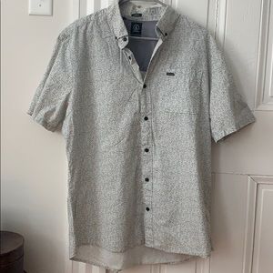 Volcolm Short Sleeve Button Down Shirt